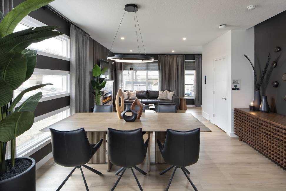 Picture of 47 Heartwood Villas SE, Calgary Real Estate Listing