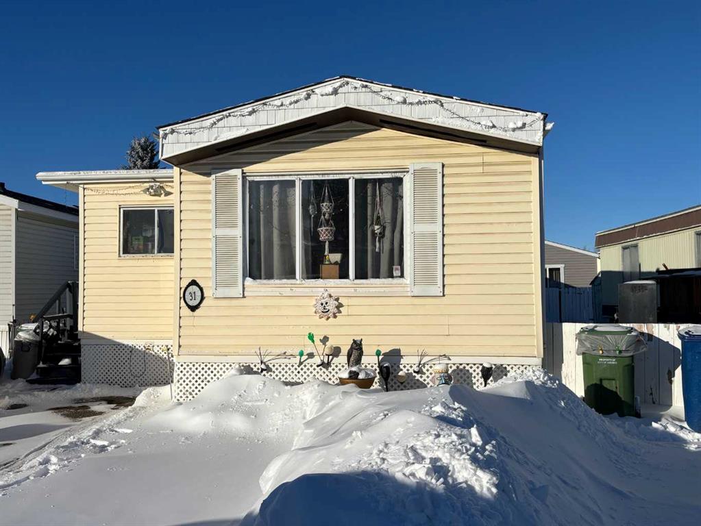 Picture of 31, 649 Main Street , Airdrie Real Estate Listing