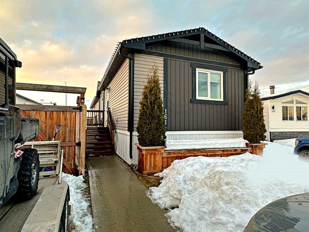 Picture of 161 Card Crescent , Fort McMurray Real Estate Listing