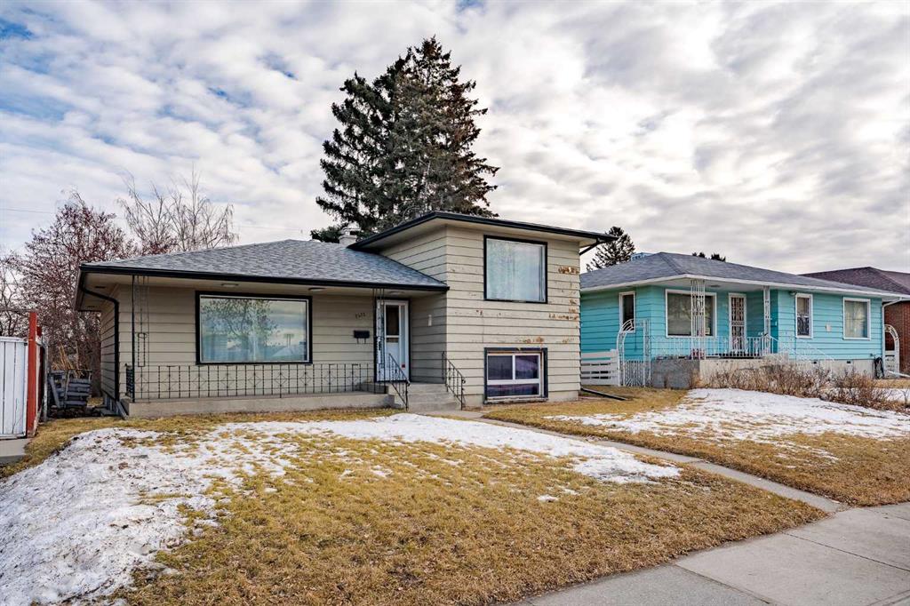 Picture of 2472 Capitol Hill Crescent NW, Calgary Real Estate Listing