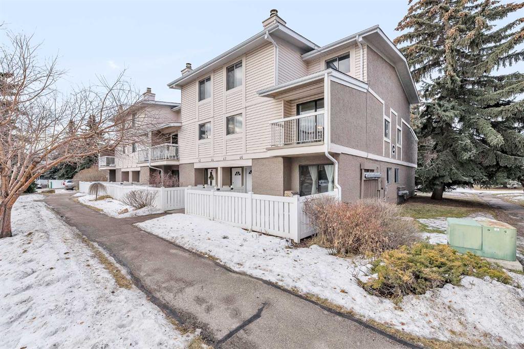 Picture of 47, 3015 51 Street SW, Calgary Real Estate Listing