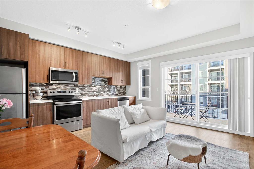 Picture of 7212, 151 Legacy Main Street SE, Calgary Real Estate Listing