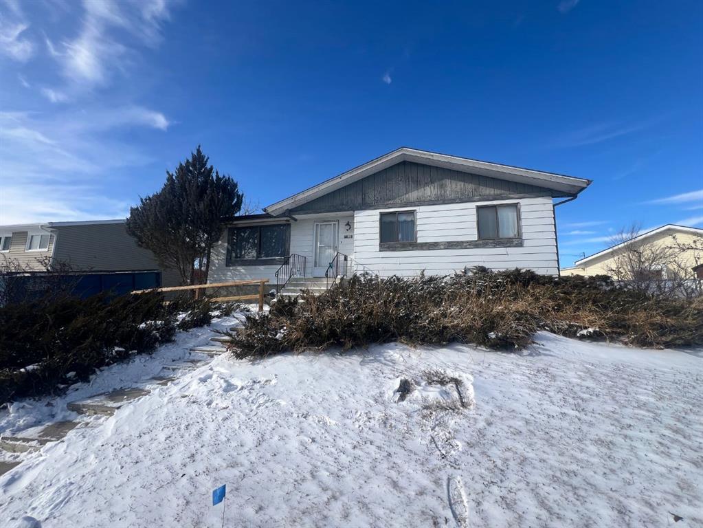 Picture of 707 Bankview Drive SW, Drumheller Real Estate Listing