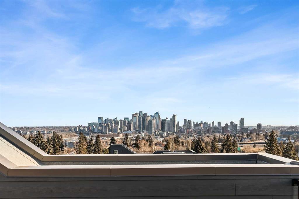 Picture of 2525 Sovereign Crescent SW, Calgary Real Estate Listing