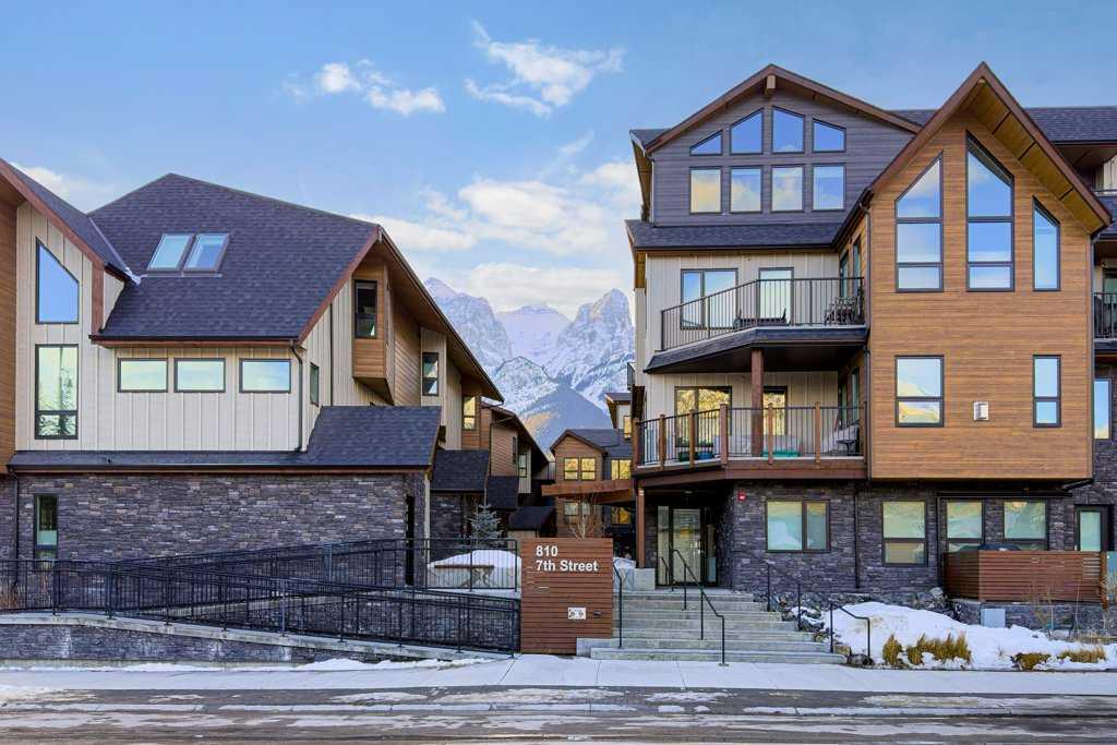 Picture of 111, 810 7th Street , Canmore Real Estate Listing