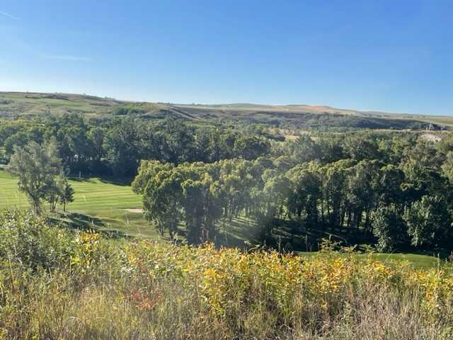 Picture of 860 Fairway Blvd  , Cardston Real Estate Listing