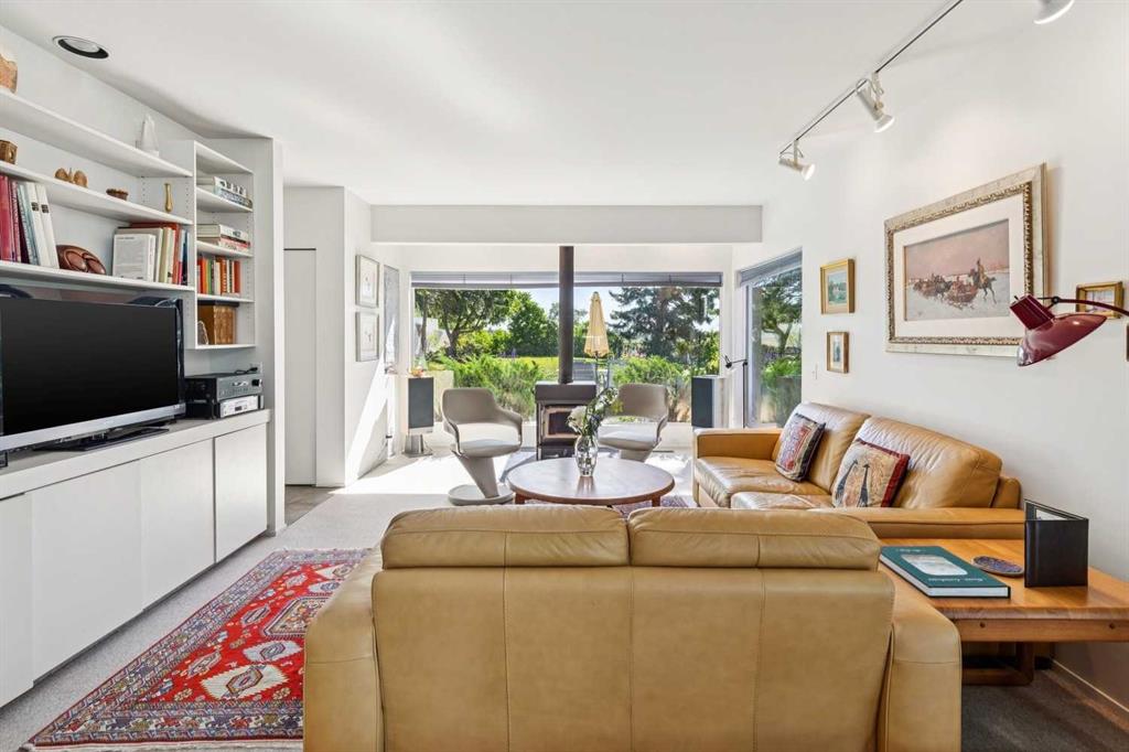Picture of 914 7A Street NW, Calgary Real Estate Listing