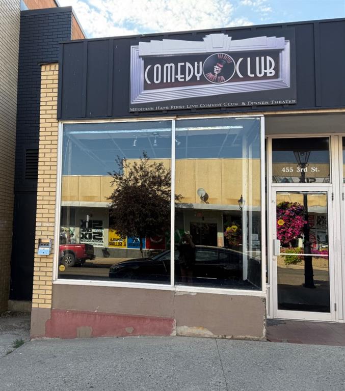 Picture of 455 3 Street SE, Medicine Hat Real Estate Listing