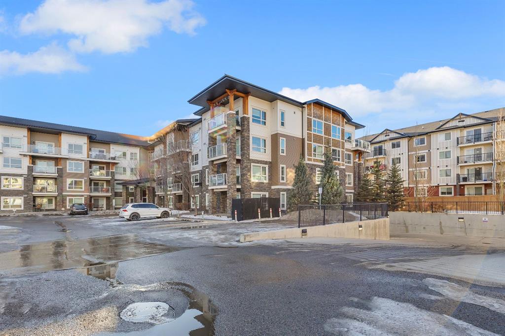 Picture of 4407, 240 Skyview Ranch Road NE, Calgary Real Estate Listing