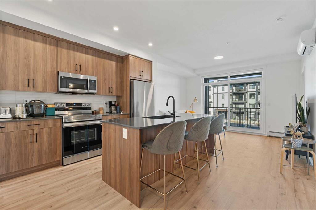 Picture of 215, 70 Sage Hill Walk NW, Calgary Real Estate Listing