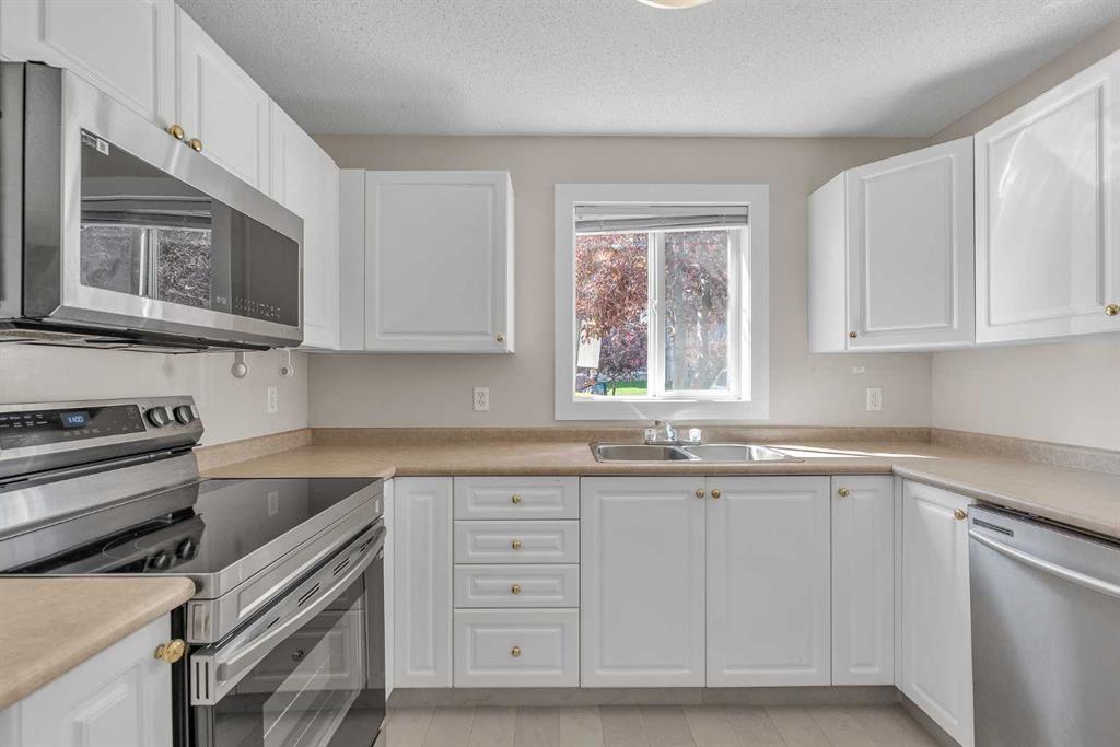 Picture of 102, 2000 Somervale Court SW, Calgary Real Estate Listing
