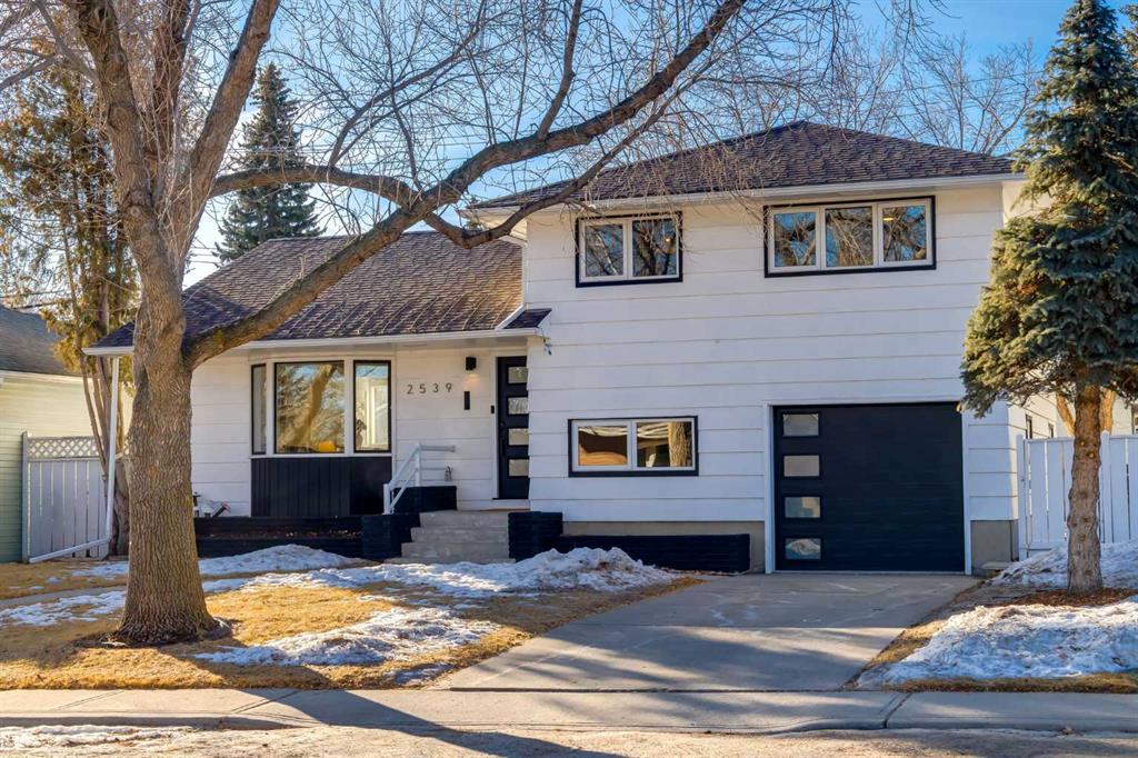 Picture of 2539 Chicoutimi Drive NW, Calgary Real Estate Listing