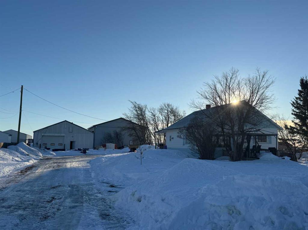 Picture of 5031 48 Avenue , Girouxville Real Estate Listing