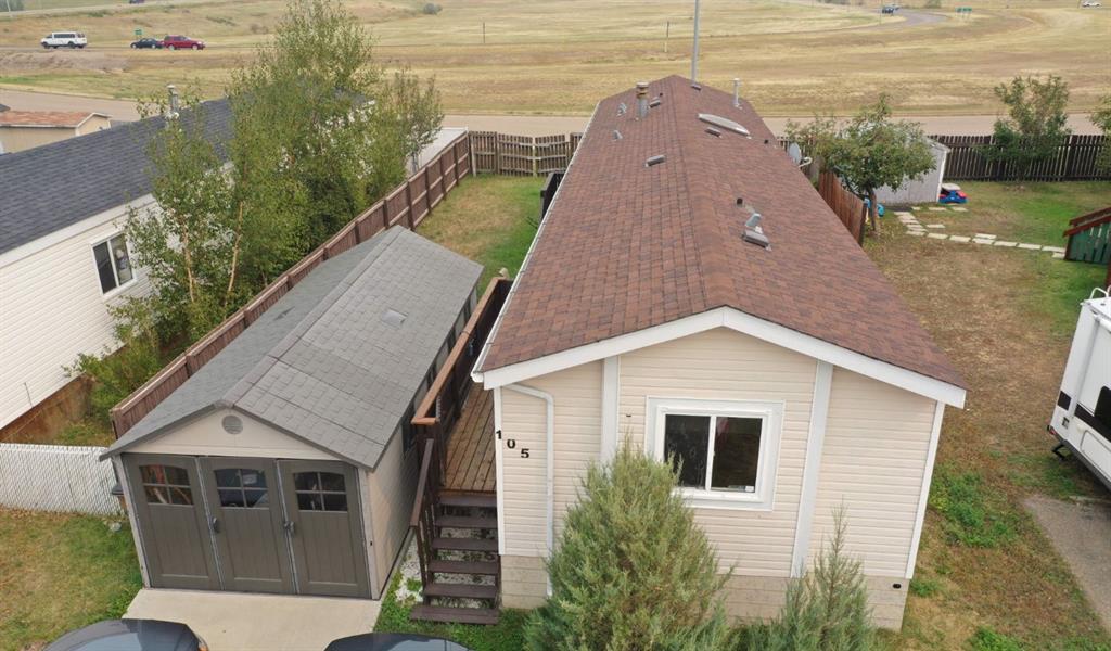 Picture of 105 Meadowlake Close E, Brooks Real Estate Listing