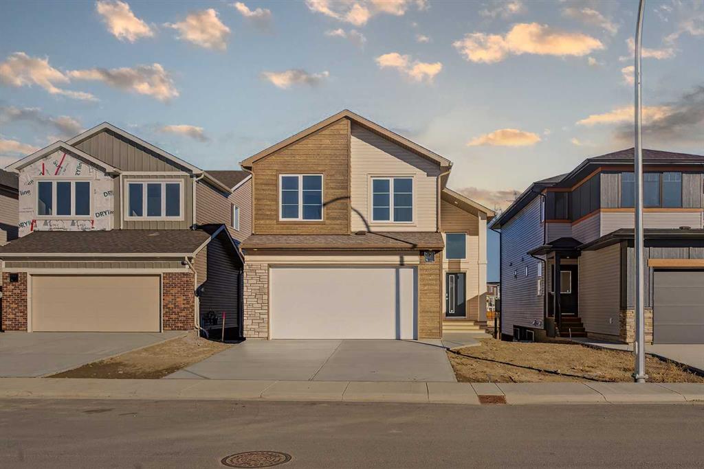 Picture of 3121 44 Street S, Lethbridge Real Estate Listing