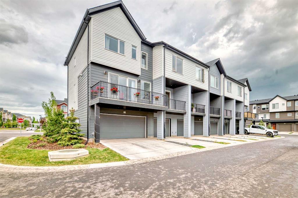 Picture of 71 Skyview Ranch Avenue NE, Calgary Real Estate Listing
