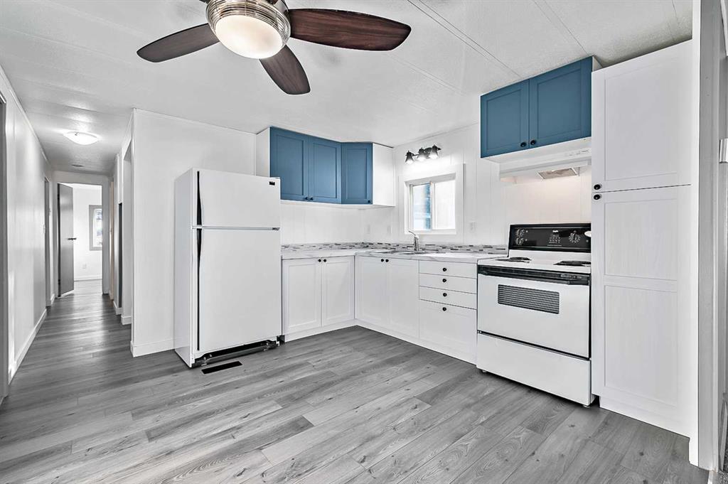 Picture of 112 1st Street SE, Diamond Valley Real Estate Listing