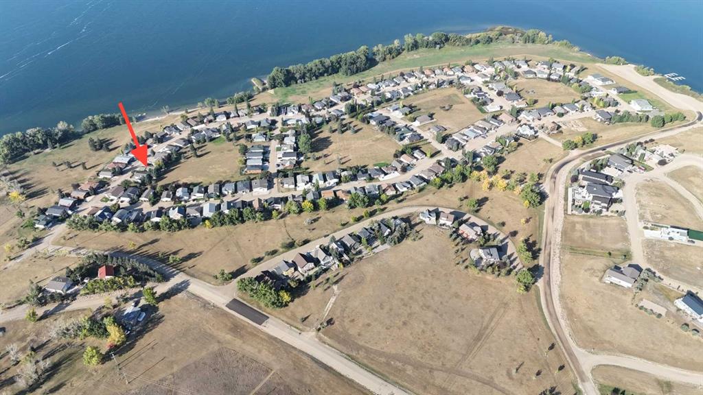 Picture of 619 Lakeside Drive , Rural Vulcan County Real Estate Listing