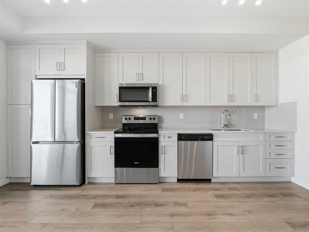 Picture of 405, 500 Auburn Meadows Common SE, Calgary Real Estate Listing