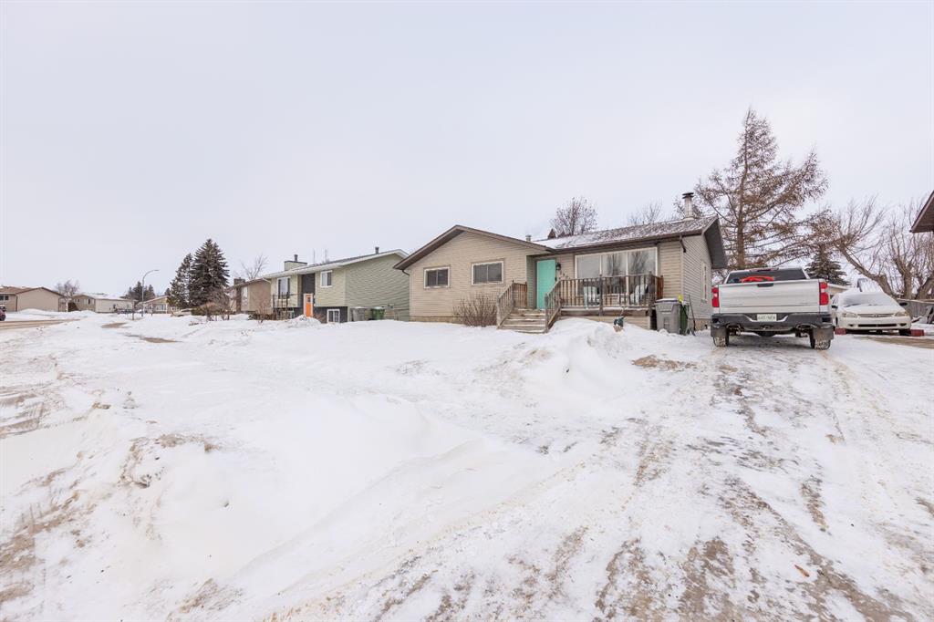 Picture of 2305 47 Avenue , Lloydminster Real Estate Listing