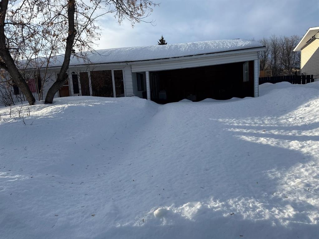 Picture of 5410 51 Street , Berwyn Real Estate Listing