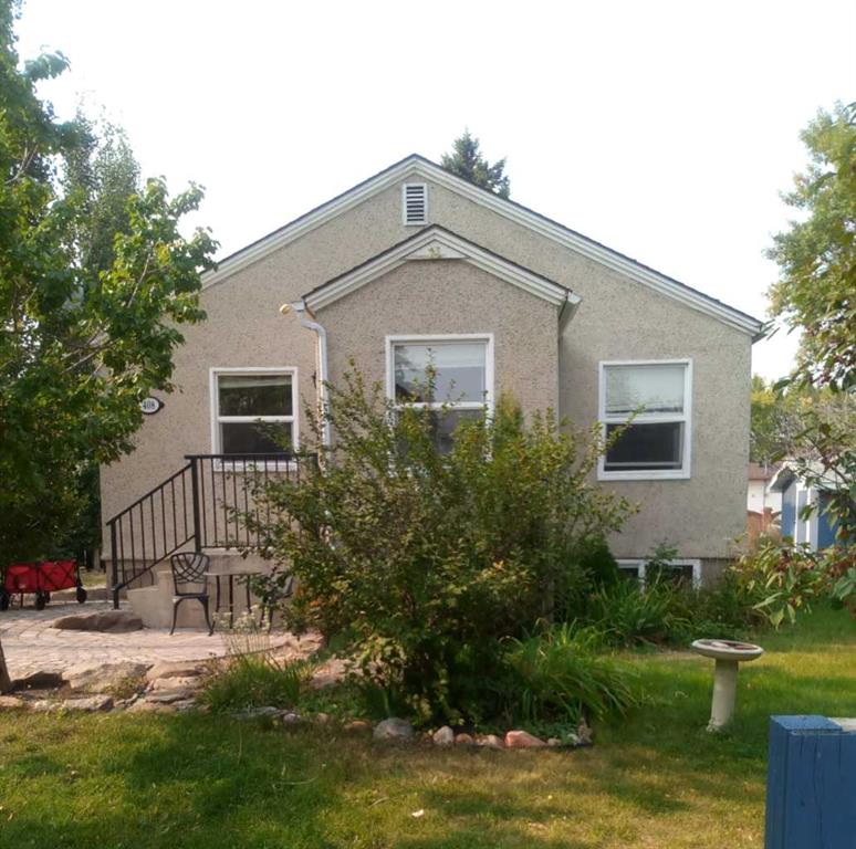 Picture of 408 2 Street S, Vulcan Real Estate Listing