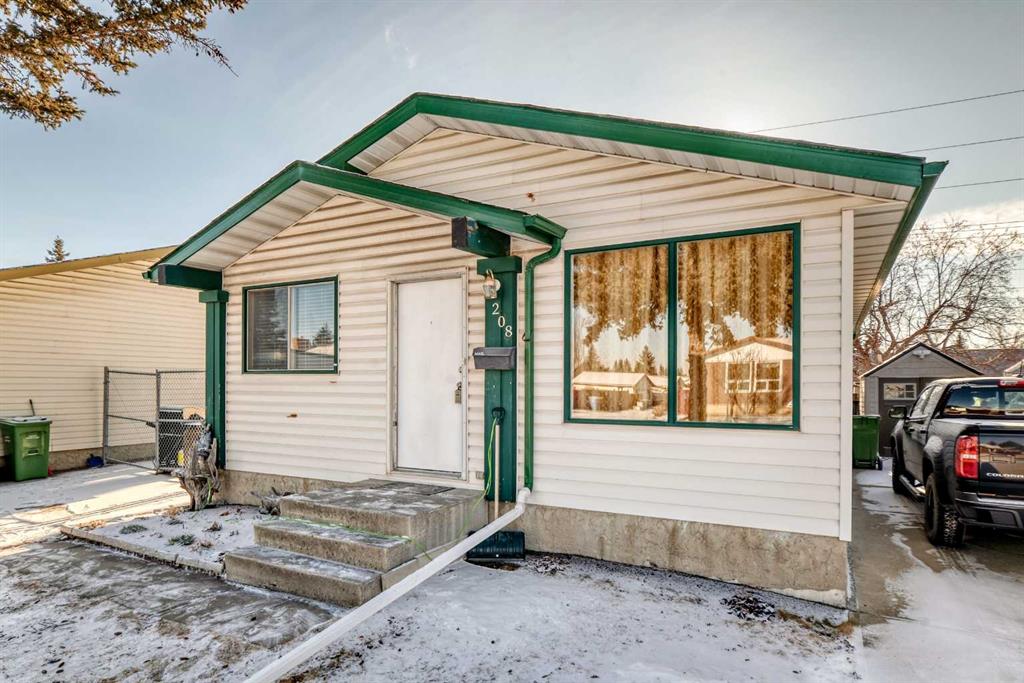 Picture of 208 Bracewood Road SW, Calgary Real Estate Listing