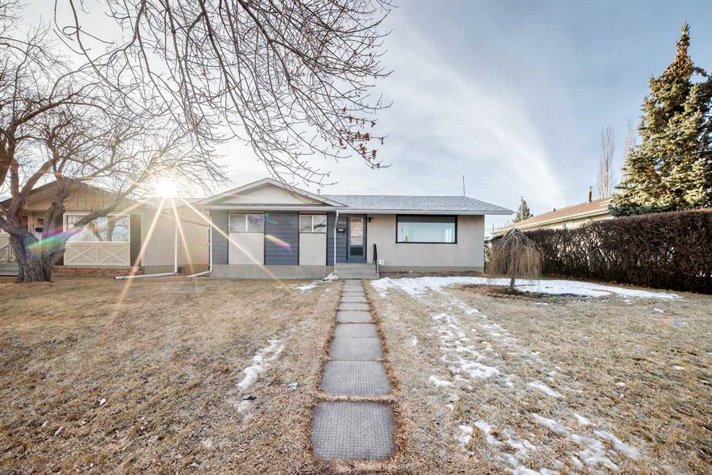 Picture of 4703 35 Avenue SW, Calgary Real Estate Listing