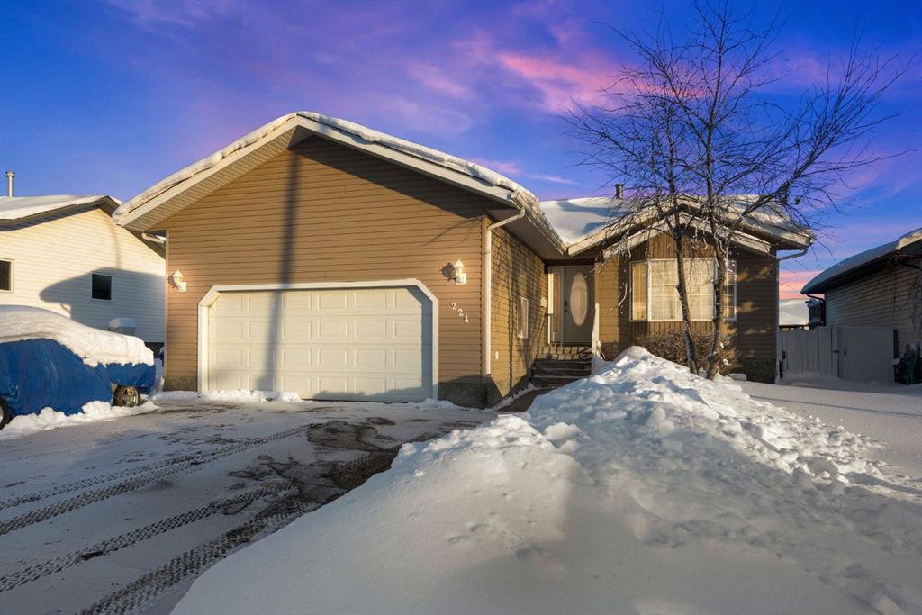 Picture of 224 Shetland Garden , Fort McMurray Real Estate Listing
