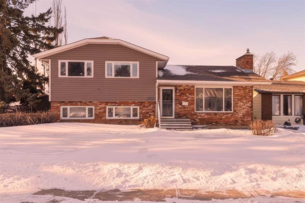 Picture of 3411 51A Avenue , Innisfail Real Estate Listing