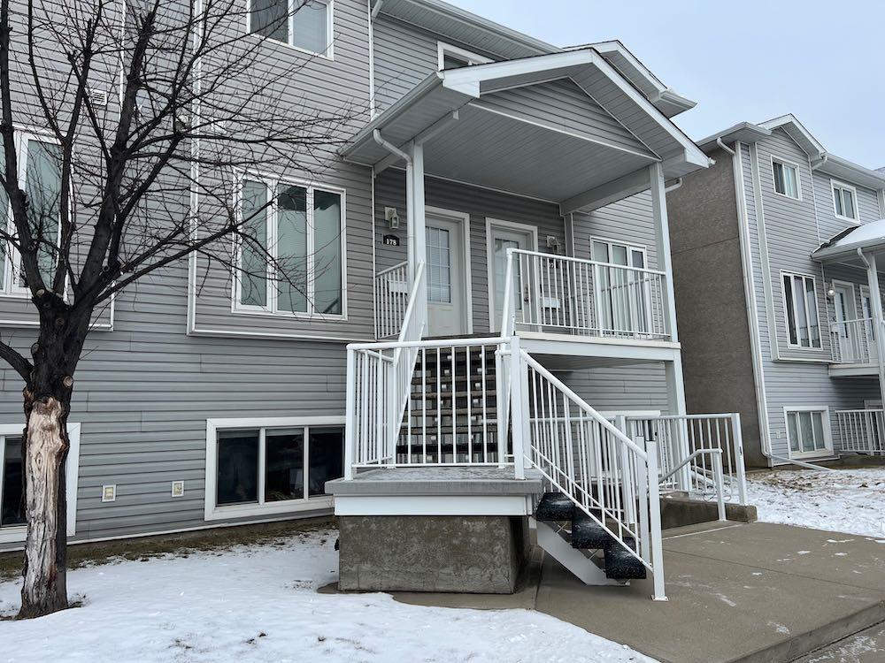 Picture of 178 Northlands Pointe NE, Medicine Hat Real Estate Listing
