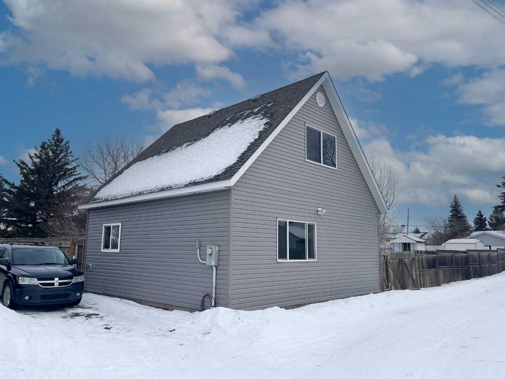 Picture of 21 3 Avenue W, Marshall Real Estate Listing