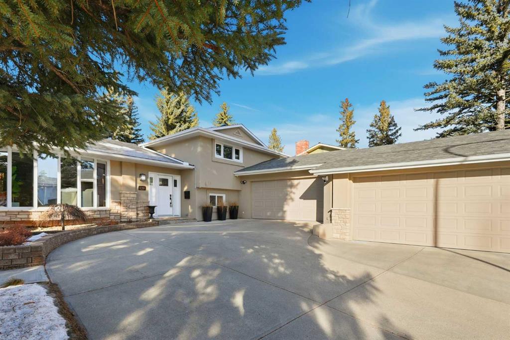 Picture of 120 Canata Close SW, Calgary Real Estate Listing