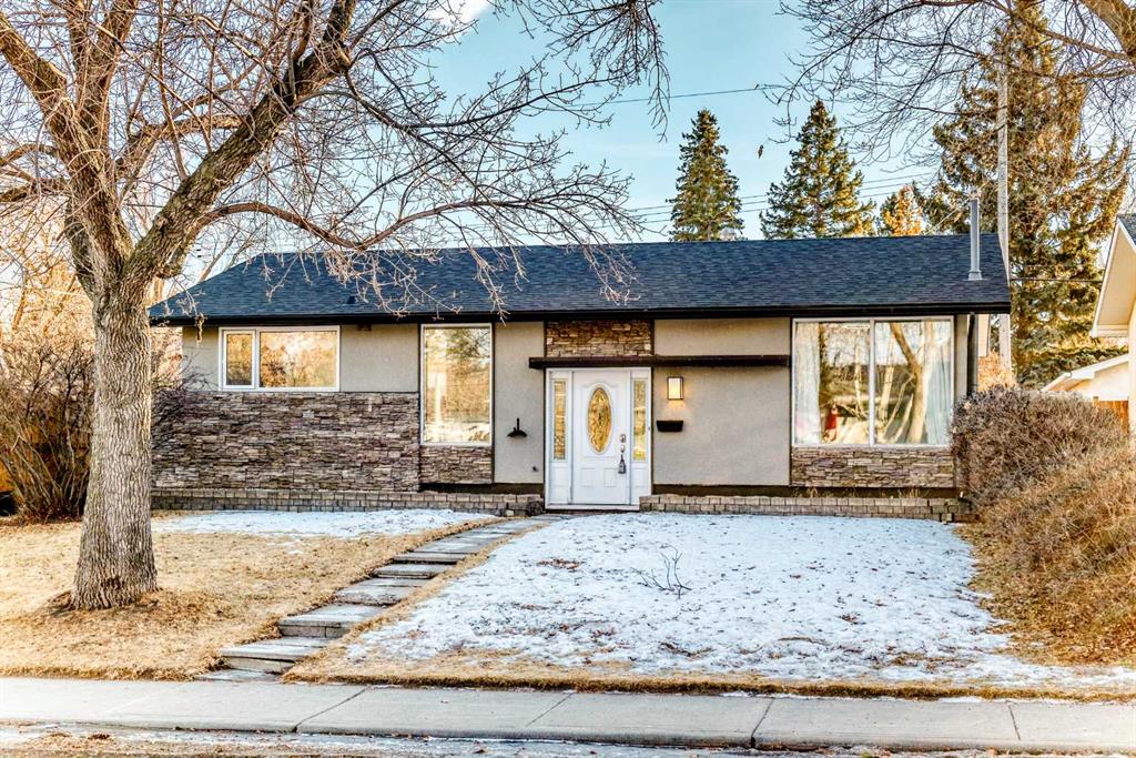 Picture of 2831 63 Avenue SW, Calgary Real Estate Listing