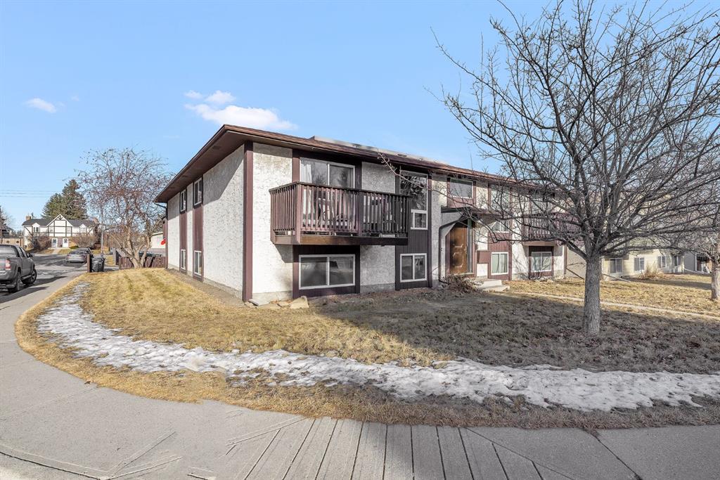 Picture of 4, 104 Sabrina Way SW, Calgary Real Estate Listing