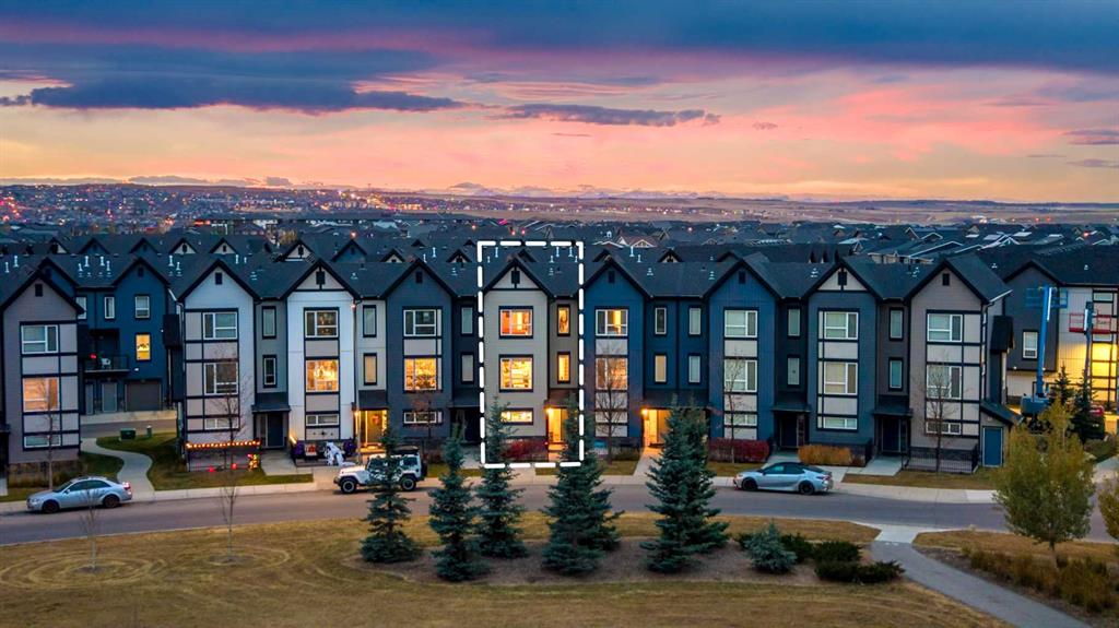 Picture of 118 Evanscrest Manor NW, Calgary Real Estate Listing
