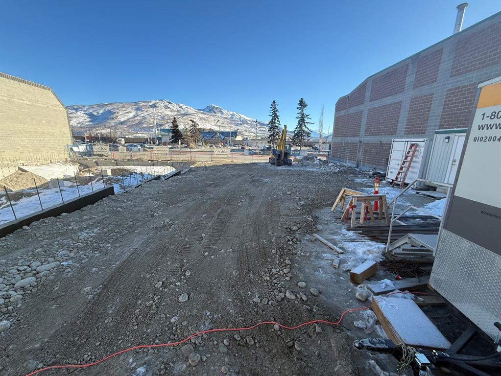 Picture of 630 CONNAUGHT Drive , Jasper Real Estate Listing