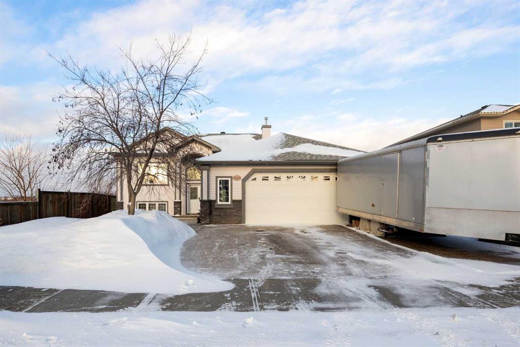 Picture of 237 Trillium Road , Fort McMurray Real Estate Listing