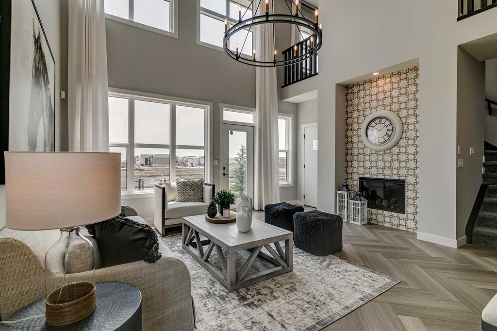 Picture of 182 Setonstone Green SE, Calgary Real Estate Listing