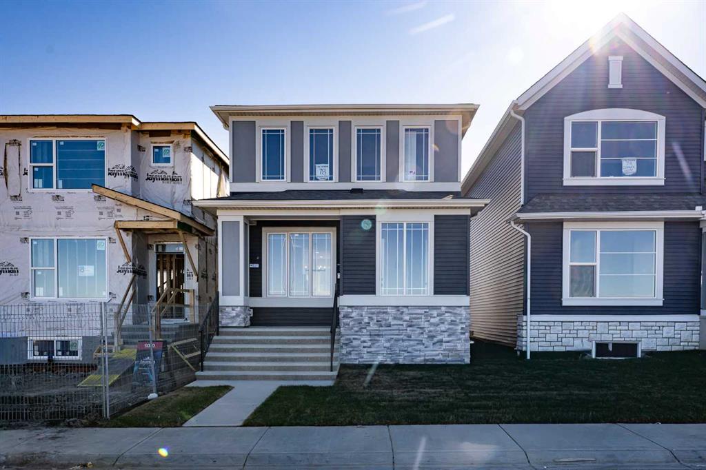 Picture of 78 Corner Glen Grove NE, Calgary Real Estate Listing
