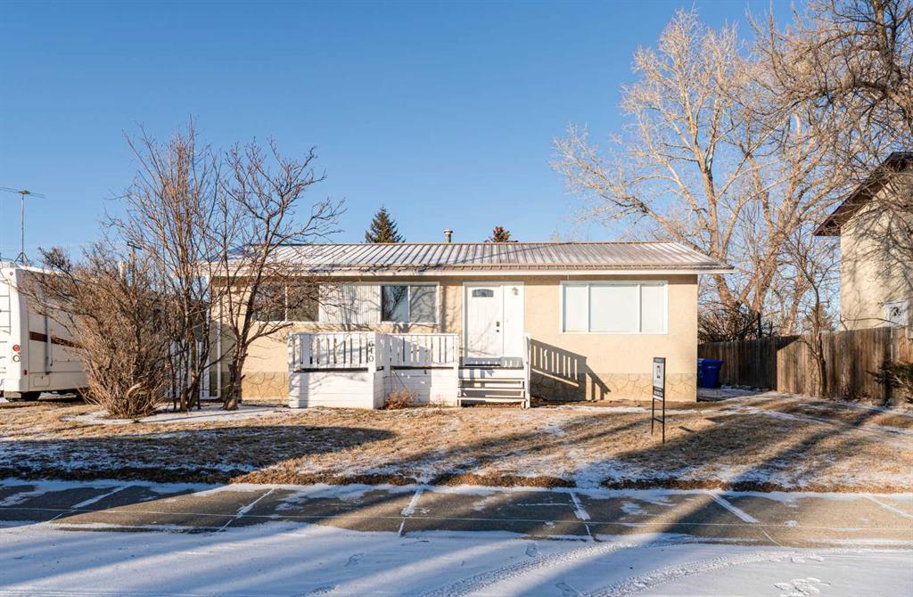 Picture of 640 54 Avenue W, Claresholm Real Estate Listing