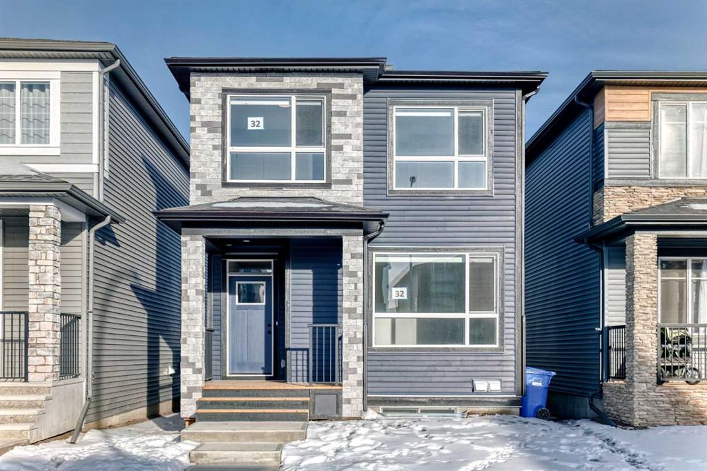 Picture of 32 Creekview Common SW, Calgary Real Estate Listing