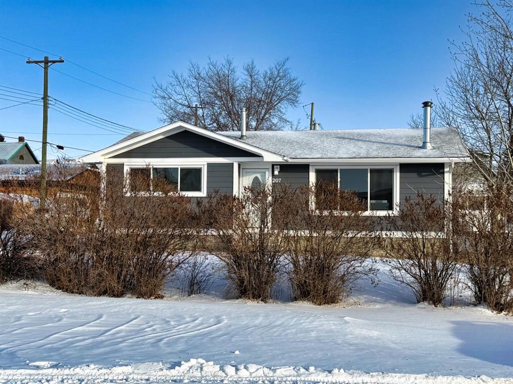 Picture of 207 Railway Avenue , Torrington Real Estate Listing