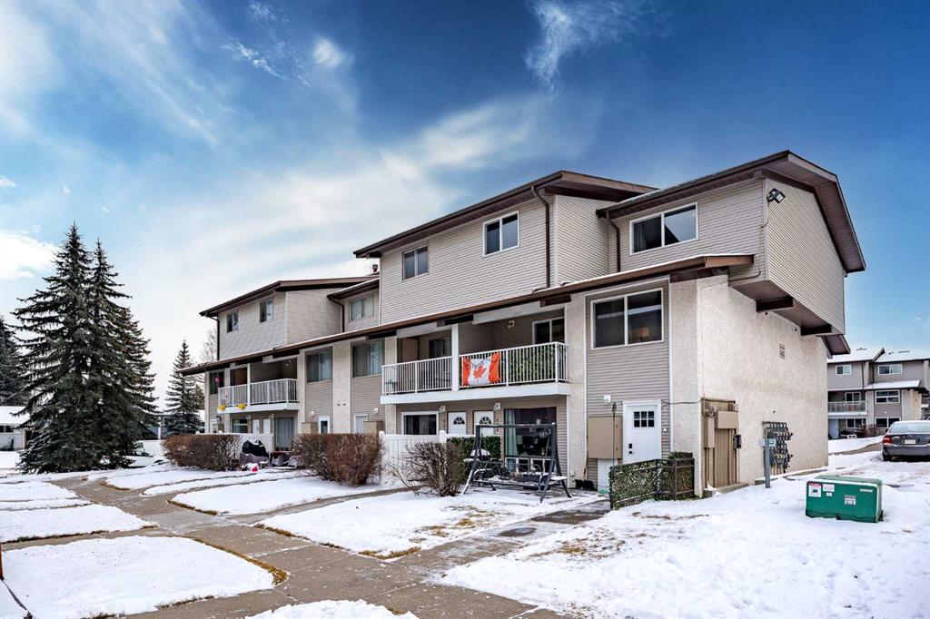 Picture of 424, 200 Brookpark Drive SW, Calgary Real Estate Listing