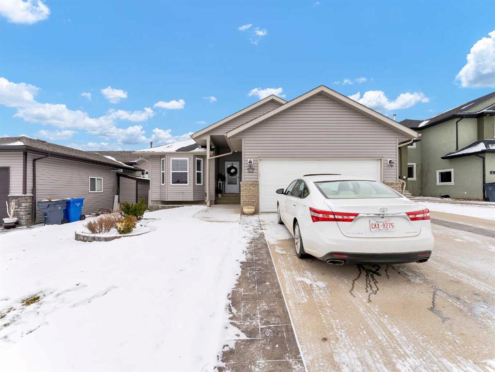 Picture of 37 Terrace Green NE, Medicine Hat Real Estate Listing