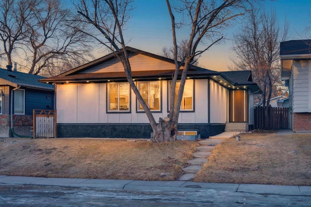 Picture of 420 Pinegreen Close NE, Calgary Real Estate Listing