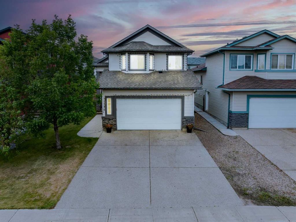 Picture of 176 Maple Leaf Lane , Fort McMurray Real Estate Listing