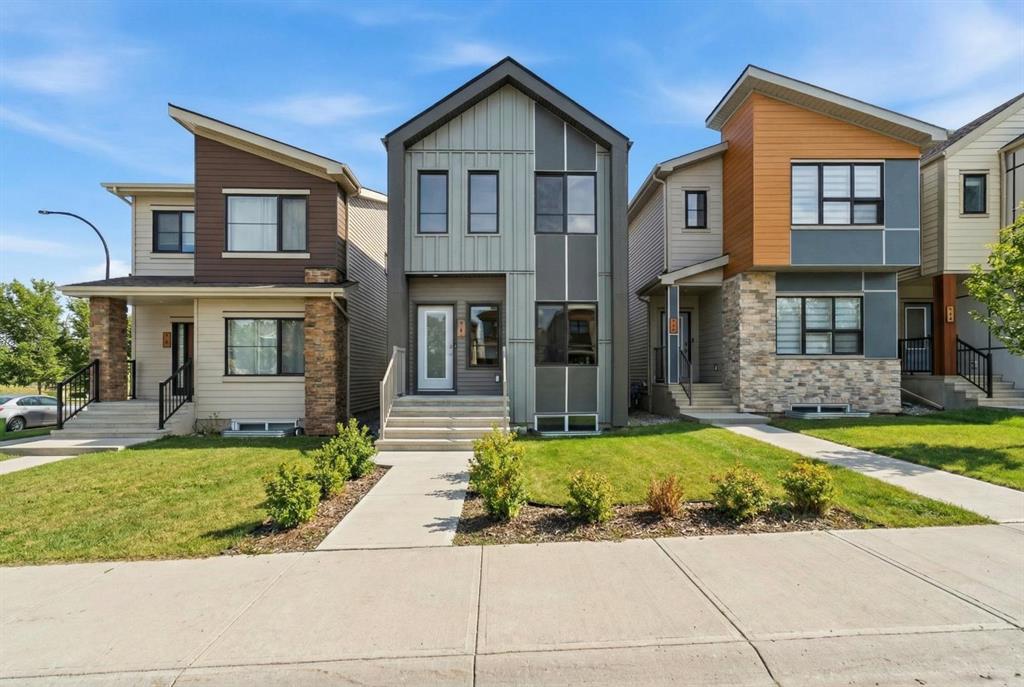 Picture of 8 Heartwood Lane SE, Calgary Real Estate Listing