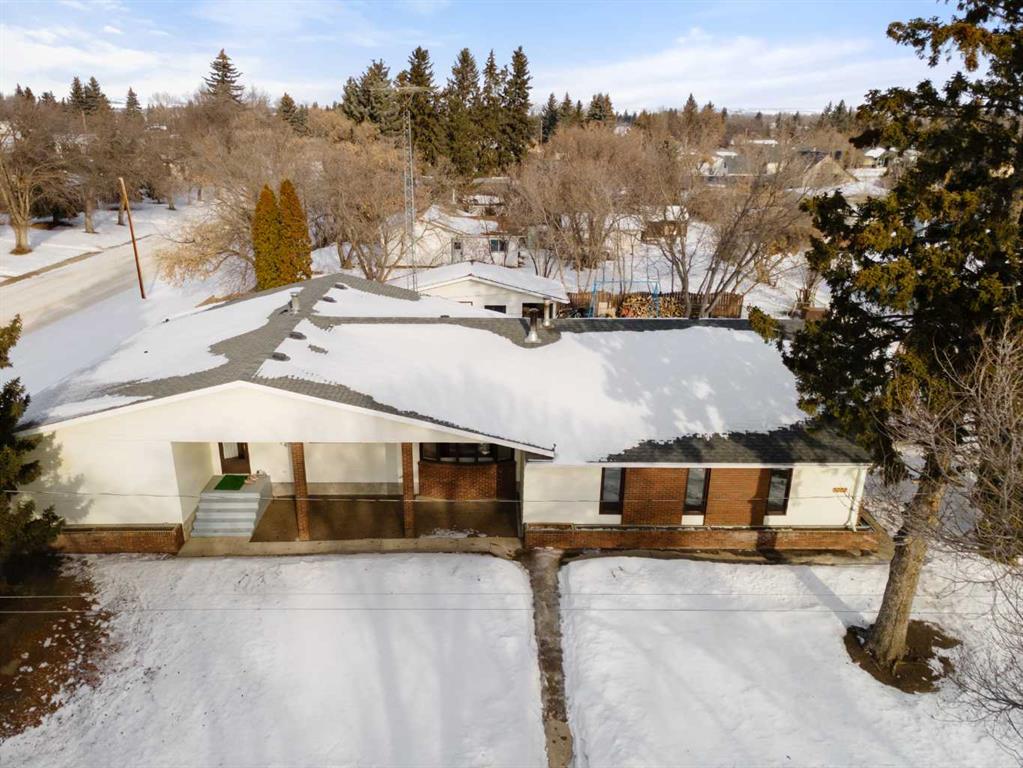 Picture of 5002 49 Street , Sedgewick Real Estate Listing
