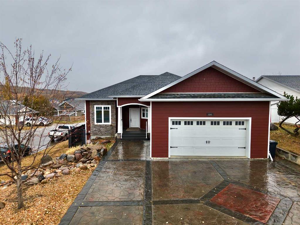 Picture of 8245 102 Avenue , Peace River Real Estate Listing
